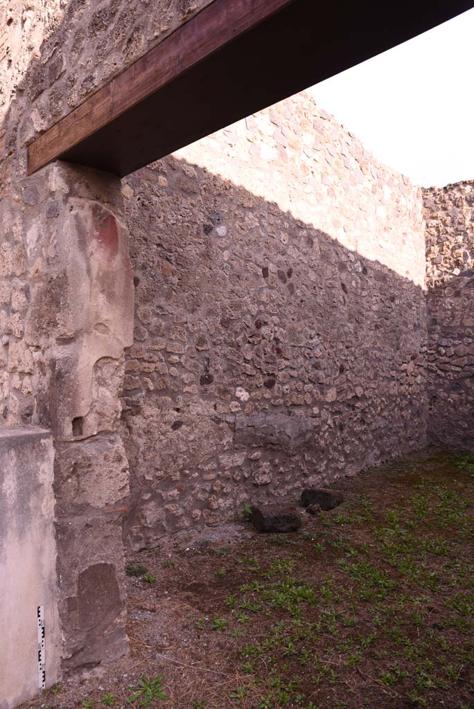 I.4.25 Pompeii. October 2019. Room 30, looking towards east wall.
Foto Tobias Busen, ERC Grant 681269 DCOR.
