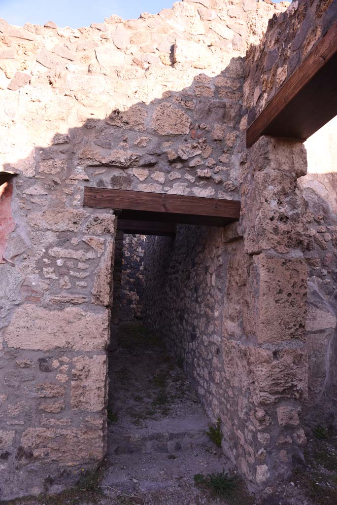 I.4.25/I.4.5 Pompeii. October 2019. 
Doorway to Corridor 13A, or unnumbered corridor from north side of room 13.
Foto Tobias Busen, ERC Grant 681269 DCOR.


