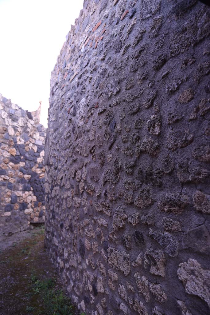 I.4.25/I.4.5 Pompeii. October 2019. East wall at north end of Corridor 13A, or unnumbered corridor. 
Foto Tobias Busen, ERC Grant 681269 DCOR.

