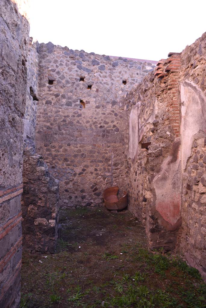 I.4.25 Pompeii. October 2019. Room 61, looking east into area of room 63. 
Foto Tobias Busen, ERC Grant 681269 DCOR.
