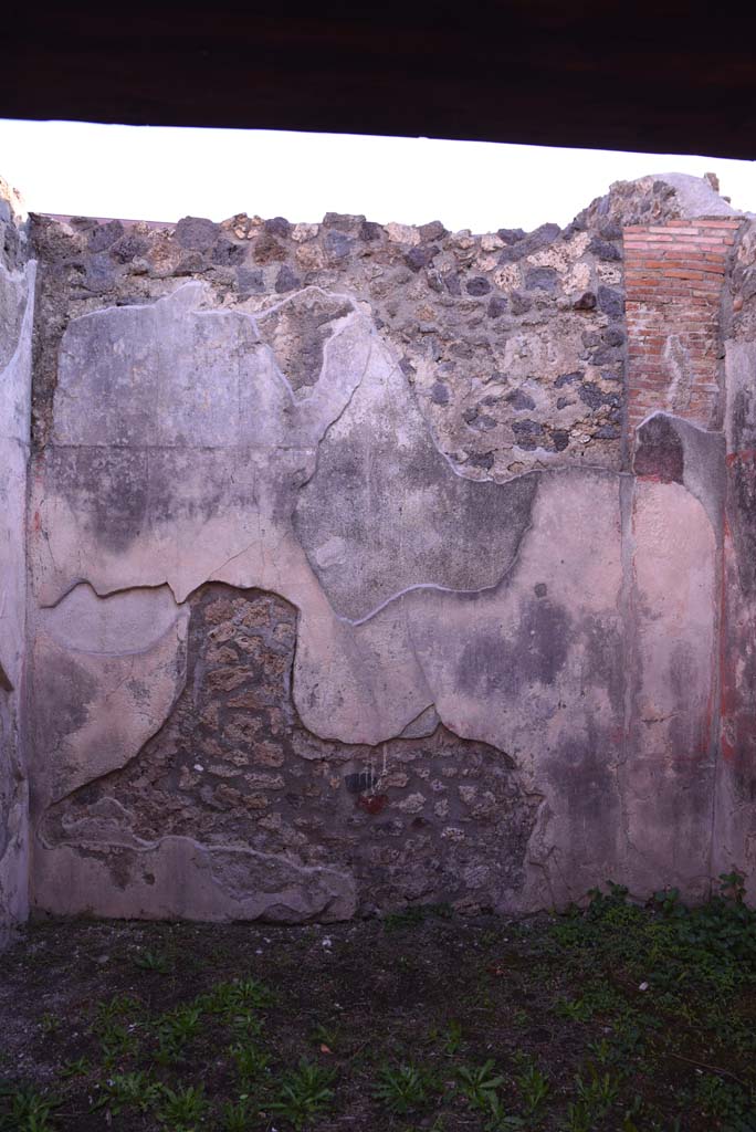 I.4.25 Pompeii. October 2019. Room 60, looking towards east wall of cubiculum.
Foto Tobias Busen, ERC Grant 681269 DÉCOR.

