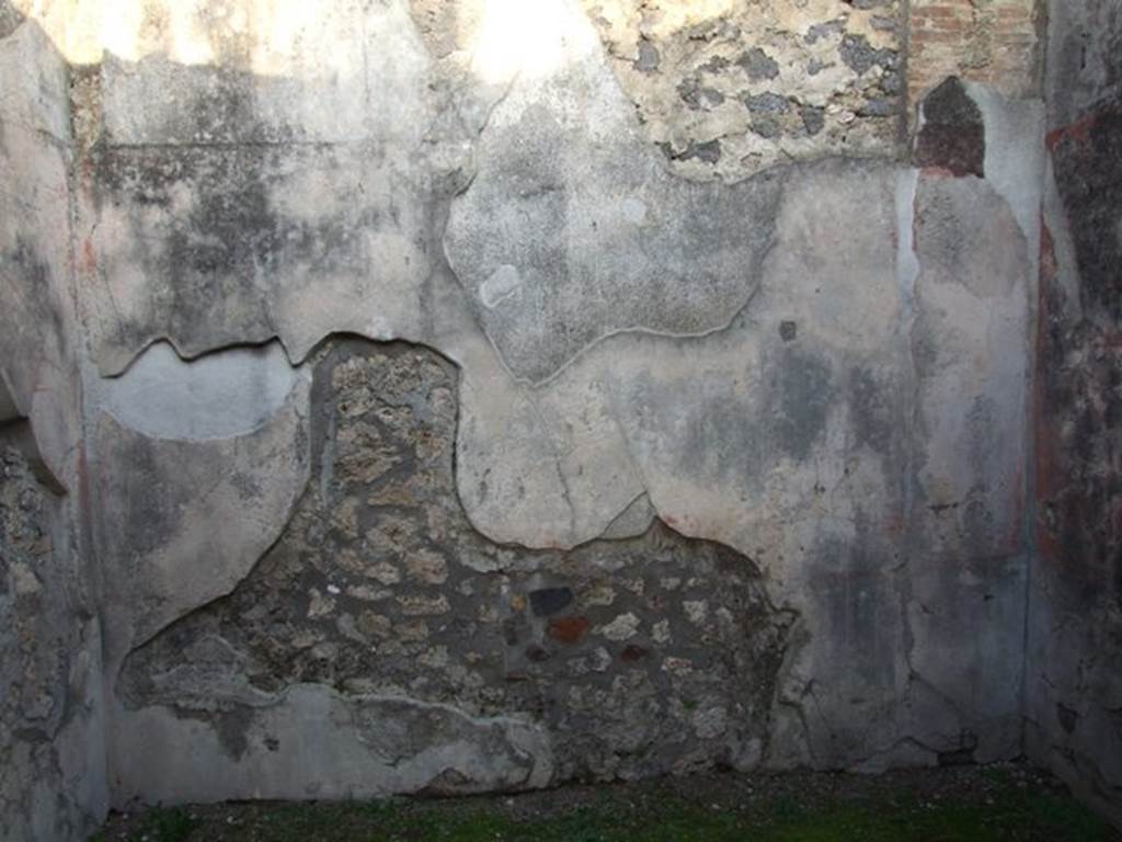 I.4.25 Pompeii. December 2007. Room 60, east wall of cubiculum. 