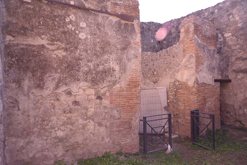 I.4.28 Pompeii. October 2019. 
Room 26, looking south-west to doorway to room 28 entrance corridor, in centre, and doorway to room 65, on right.
Foto Tobias Busen, ERC Grant 681269 DCOR.

