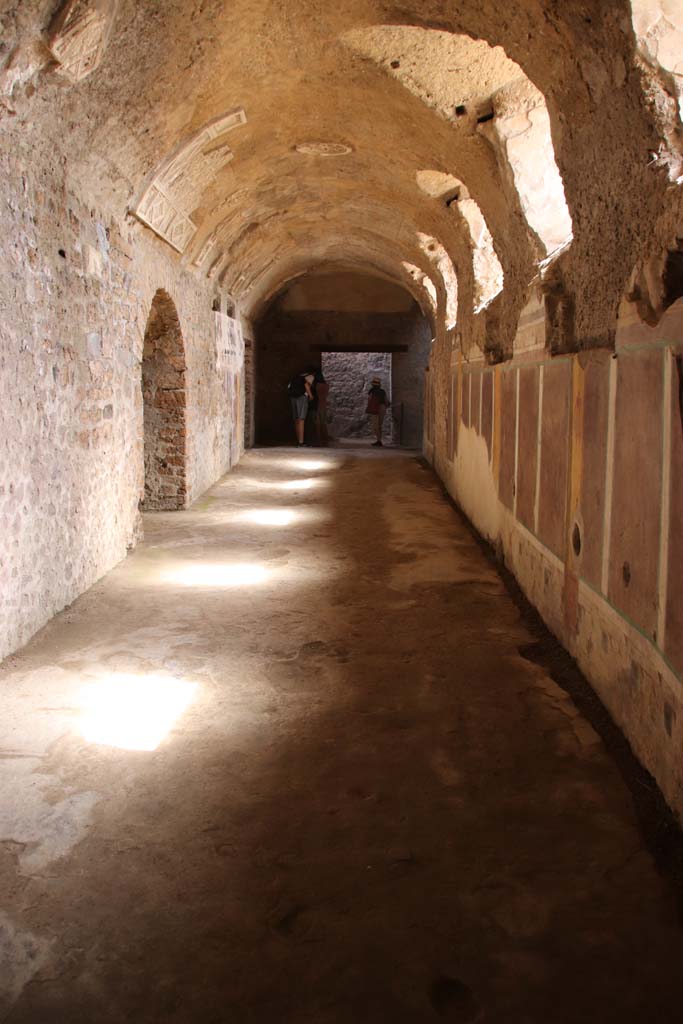 I.6.2 Pompeii. September 2019. Looking towards east end of north wing.
Photo courtesy of Klaus Heese.
