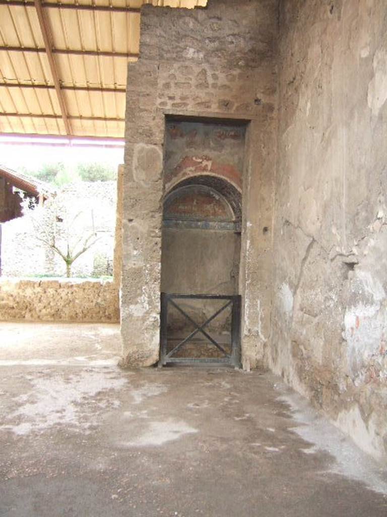 I.6.4 Pompeii. December 2005. Room 16, Sacellum in south west corner of atrium.
