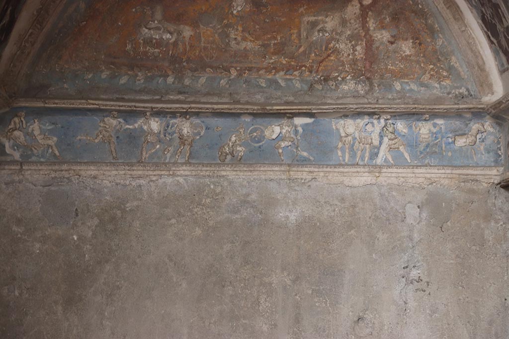 I.6.4 Pompeii. October 2024. Room 16, frieze on south wall of sacellum. Photo courtesy of Klaus Heese.

