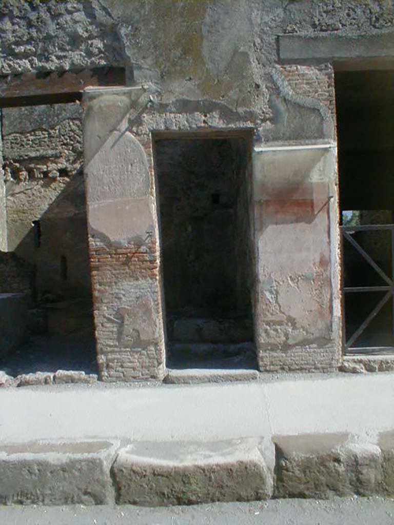 I.6.6 Pompeii. May 2005. Entrance of stairs leading to upper floor.