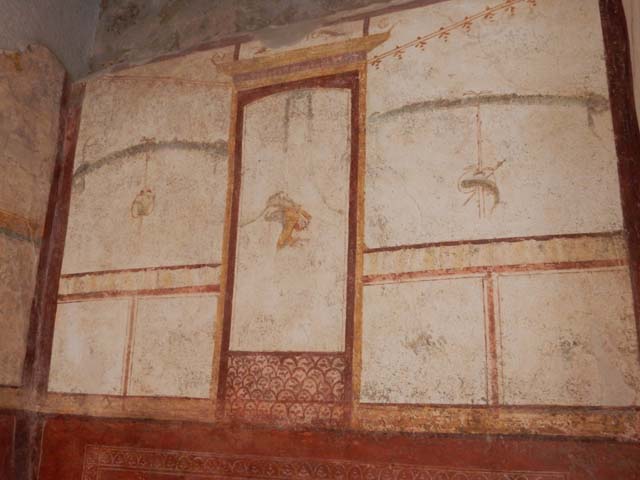 I.6.7 Pompeii. May 2016. Detail from north wall. Photo courtesy of Buzz Ferebee.