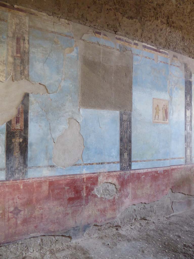 I.6.11 Pompeii. January 2017. Looking south along east wall of atrium.
Foto Annette Haug, ERC Grant 681269 DÉCOR.