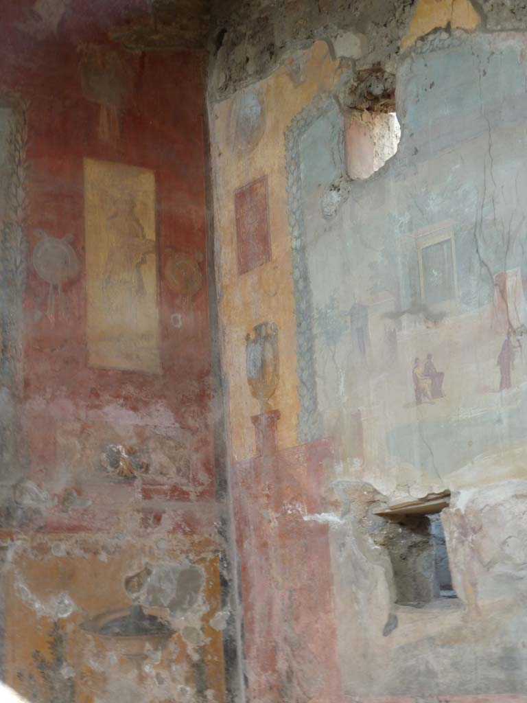 I.6.15 Pompeii. October 2014. Room 9, north-east corner.
Foto Annette Haug, ERC Grant 681269 DÉCOR