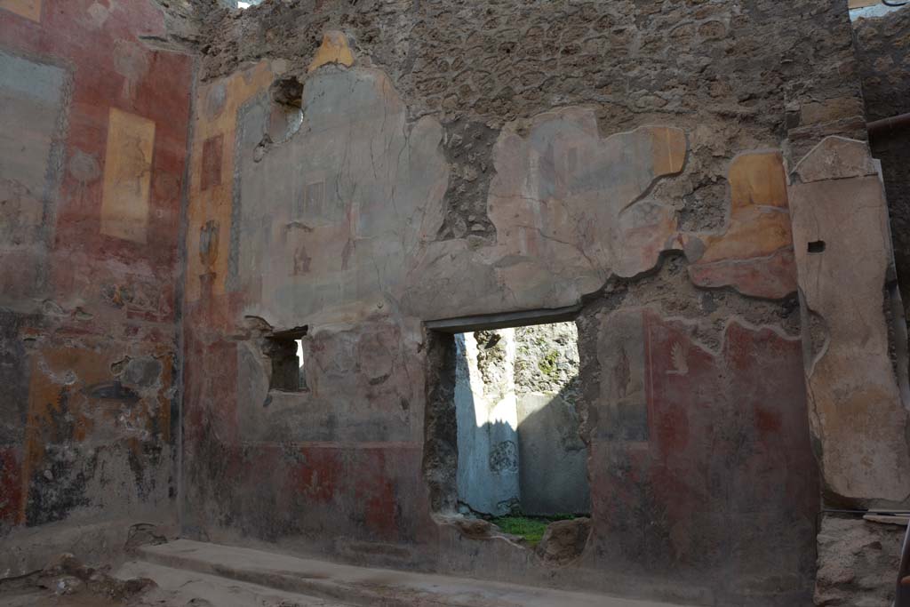 I.6.15 Pompeii. March 2019. Room 9, north-east corner and east wall.
Foto Annette Haug, ERC Grant 681269 DÉCOR