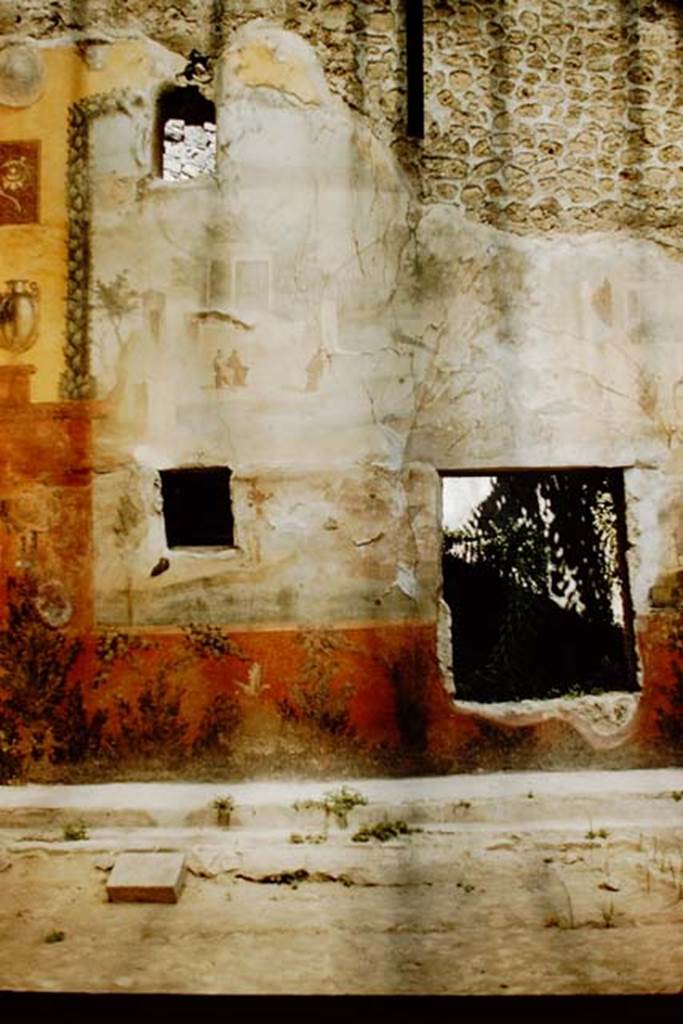 I.6.15 Pompeii. 1959. Room 9, east wall of small garden. Photo by Stanley A. Jashemski.
Source: The Wilhelmina and Stanley A. Jashemski archive in the University of Maryland Library, Special Collections (See collection page) and made available under the Creative Commons Attribution-Non Commercial License v.4. See Licence and use details.
J59f0138