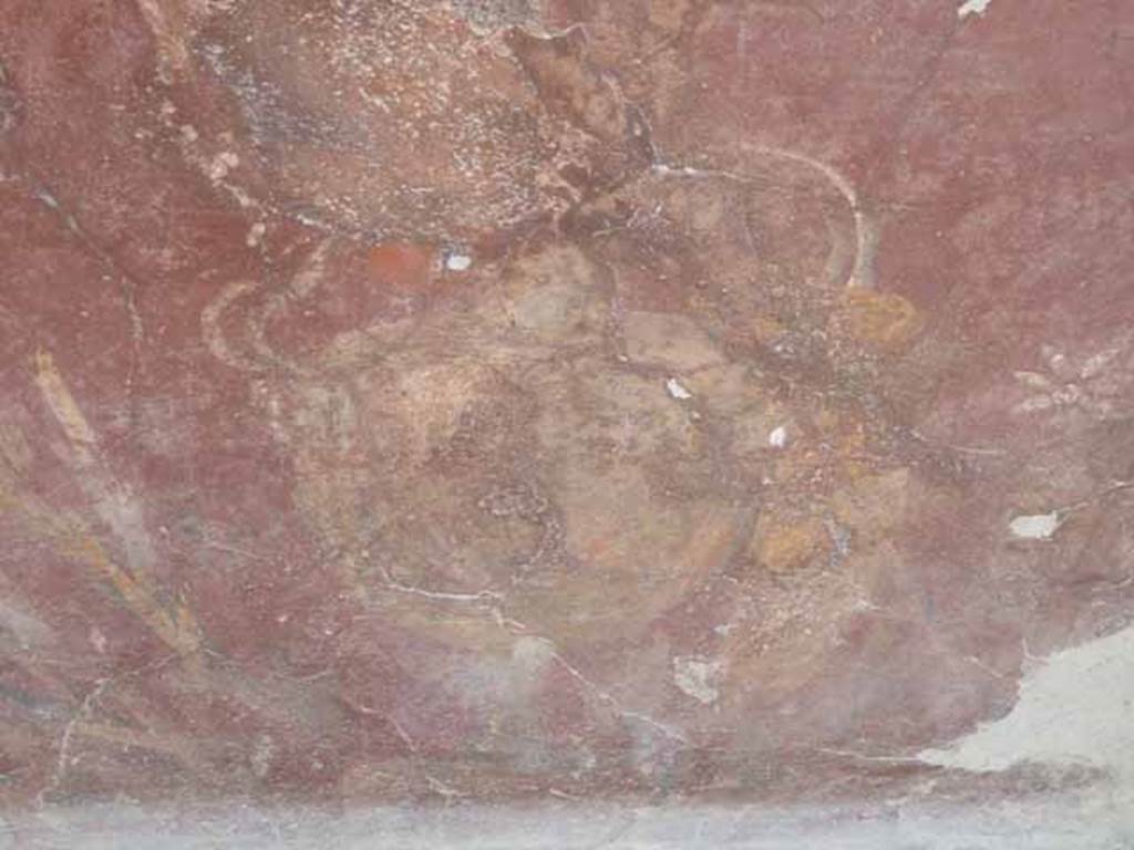 I.8.1 Pompeii. May 2010. Painted decoration on counter front at west end.