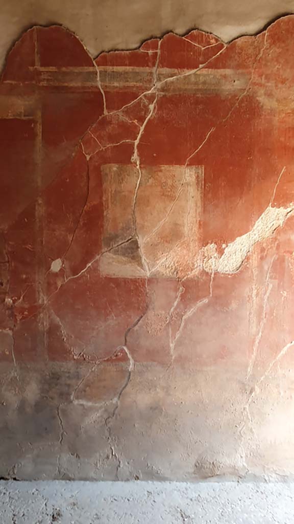 I.8.9 Pompeii. July 2021. Room 3, central wall painting on south wall.
Foto Annette Haug, ERC Grant 681269 DÉCOR.
