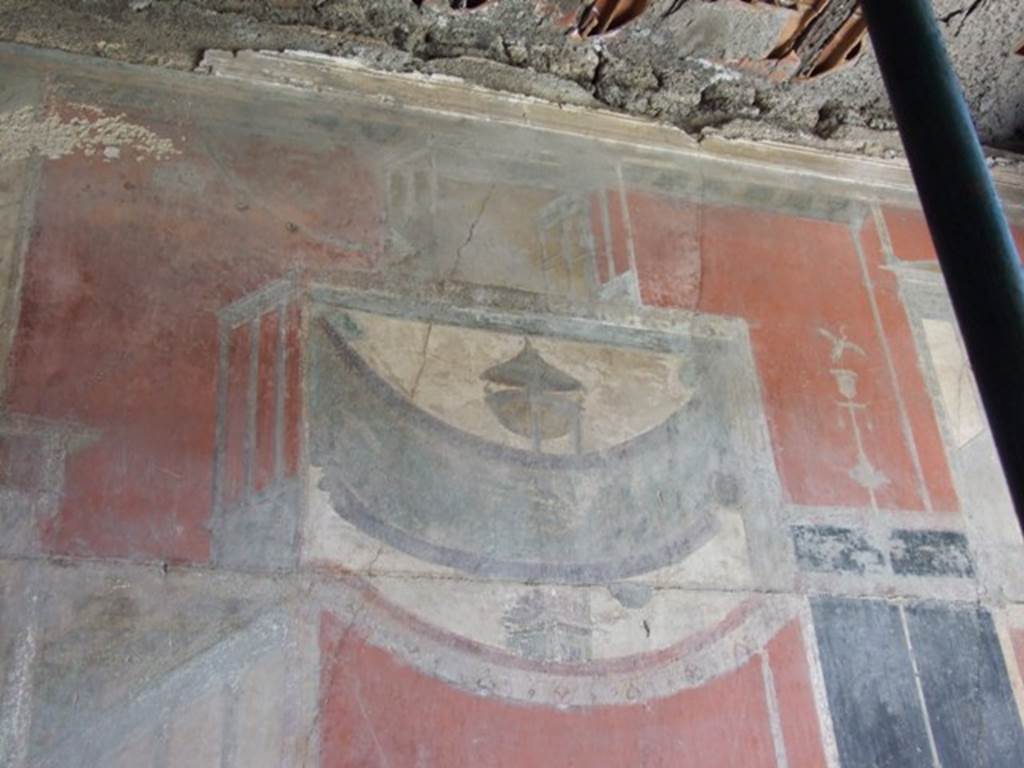 I.8.9 Pompeii.  March 2009. Room 7. Triclinium.  East wall. Upper level.  Architectural painting at south end.