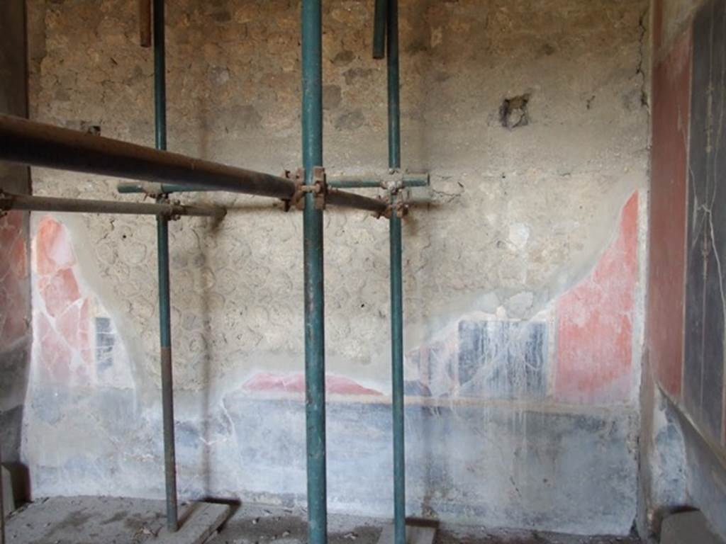 I.8.9 Pompeii.  March 2009. Room 7. Triclinium. North wall.