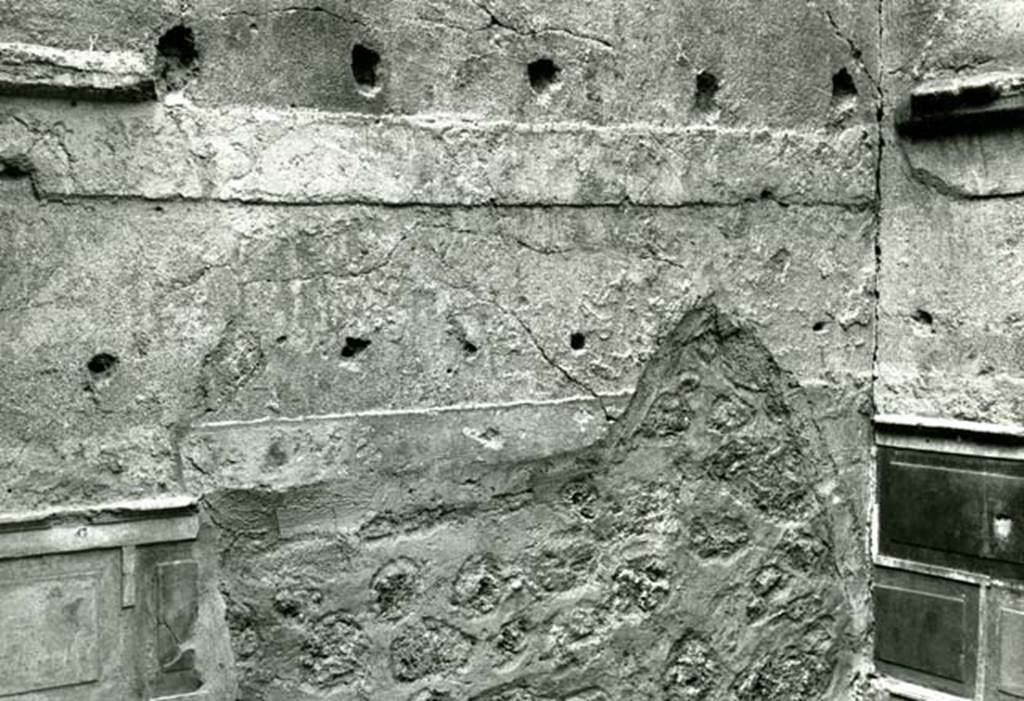 I.8.17 Pompeii. 1975. Room 15. Casa dei Quattro Stili, cubiculum left N of entrance, back upper N wall.  Photo courtesy of Anne Laidlaw.
American Academy in Rome, Photographic Archive. Laidlaw collection _P_75_2_12.  
