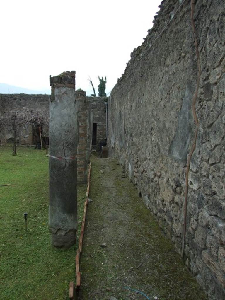I.9.14 Pompeii. March 2009. Room 1. Upper garden area. Remains of colonnaded portico on west side of upper garden area.