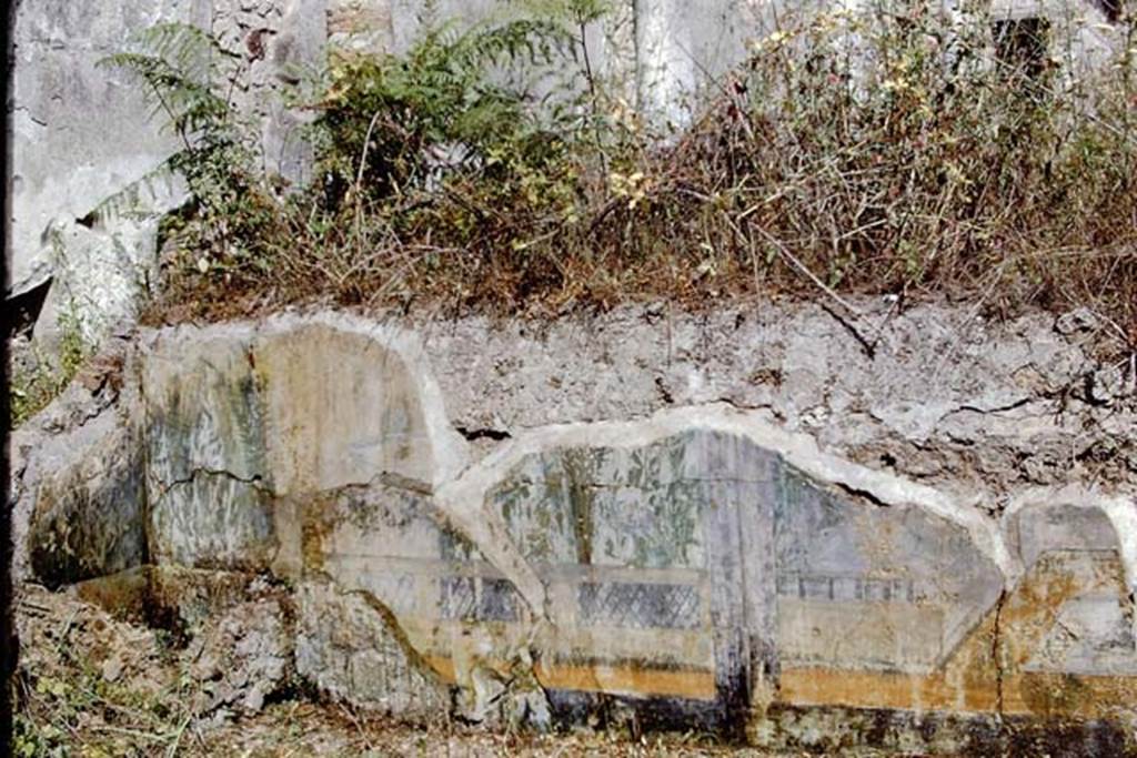 I.9.14 Pompeii. 1968. Room 2, north-west corner of garden wall with painted garden. Photo by Stanley A. Jashemski.
Source: The Wilhelmina and Stanley A. Jashemski archive in the University of Maryland Library, Special Collections (See collection page) and made available under the Creative Commons Attribution-Non Commercial License v.4. See Licence and use details.
J68f1421