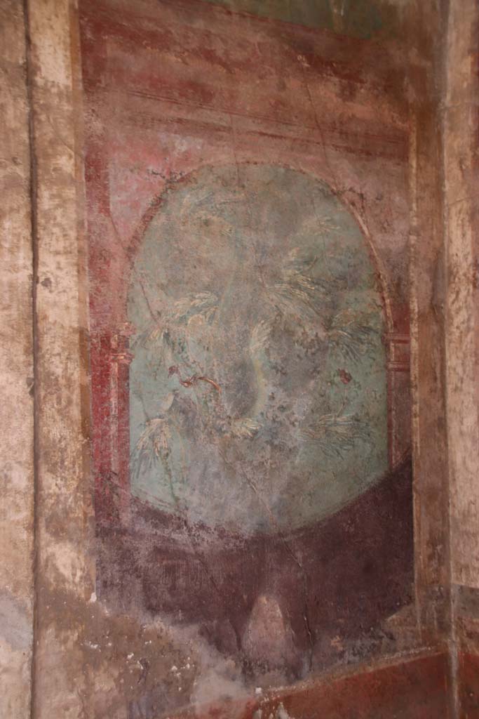 I.10.4 Pompeii. September 2021. Alcove 25, east wall. Photo courtesy of Klaus Heese.