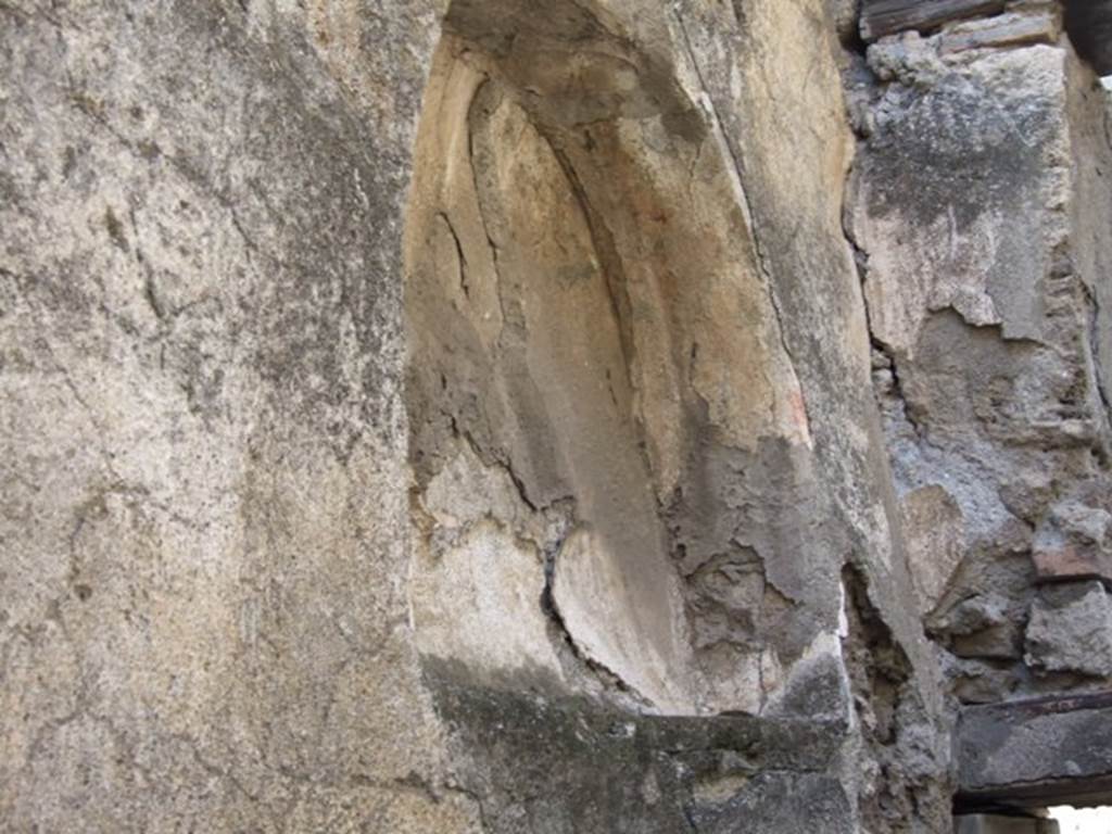 I.10.5 Pompeii. December 2007. Niche on west wall of site of stairs to upper floor.
