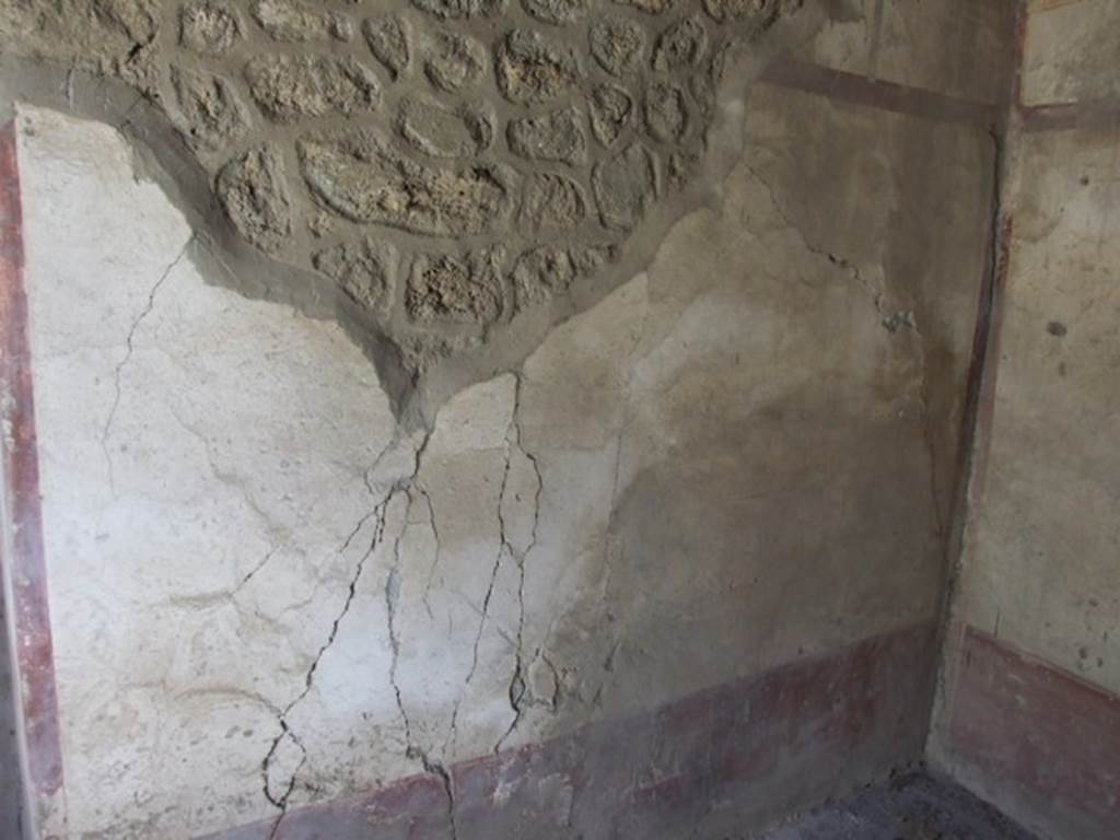 I.10.7 Pompeii. March 2009. Room 2.  Cubiculum.South wall.