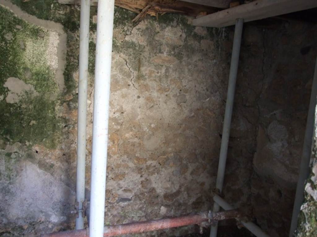 I.10.8 Pompeii. March 2009. Small room in south-west corner of room 5.