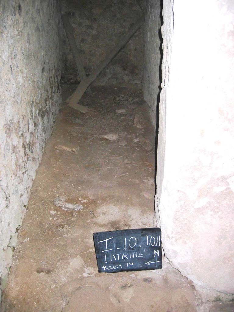 I.10.11 Pompeii. July 2008. Looking south into latrine. Photo courtesy of Barry Hobson.