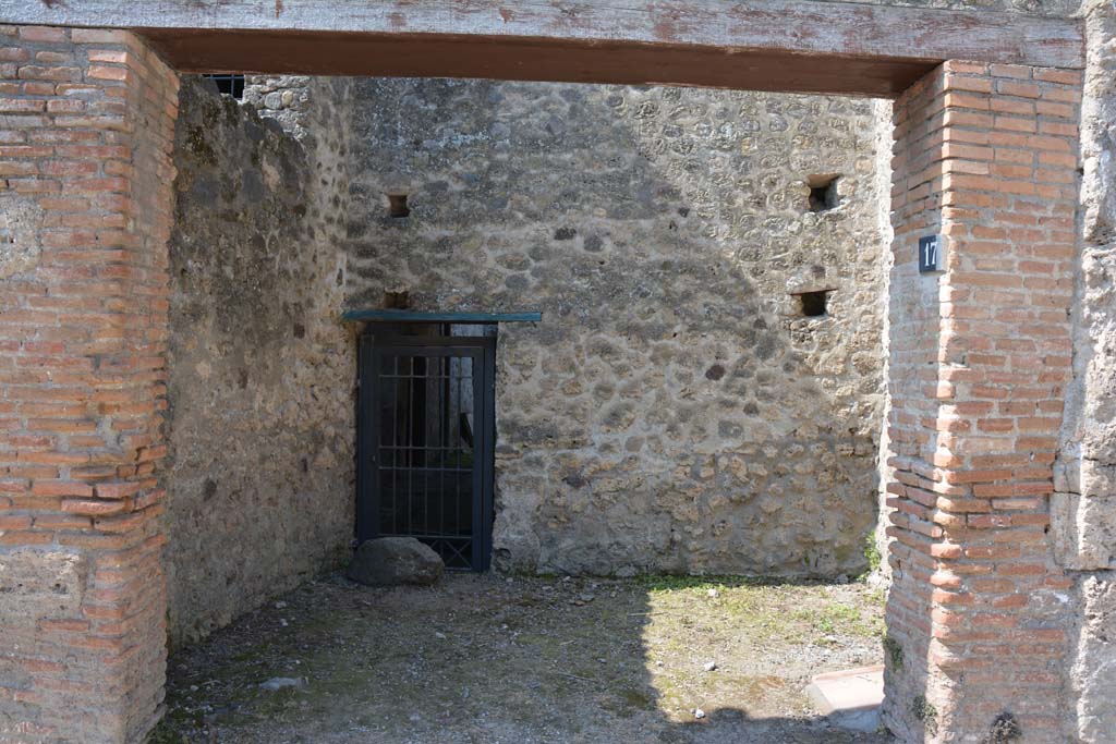 I.10.17 Pompeii. April 2017. Looking towards west wall of shop. Photo courtesy Adrian Hielscher.