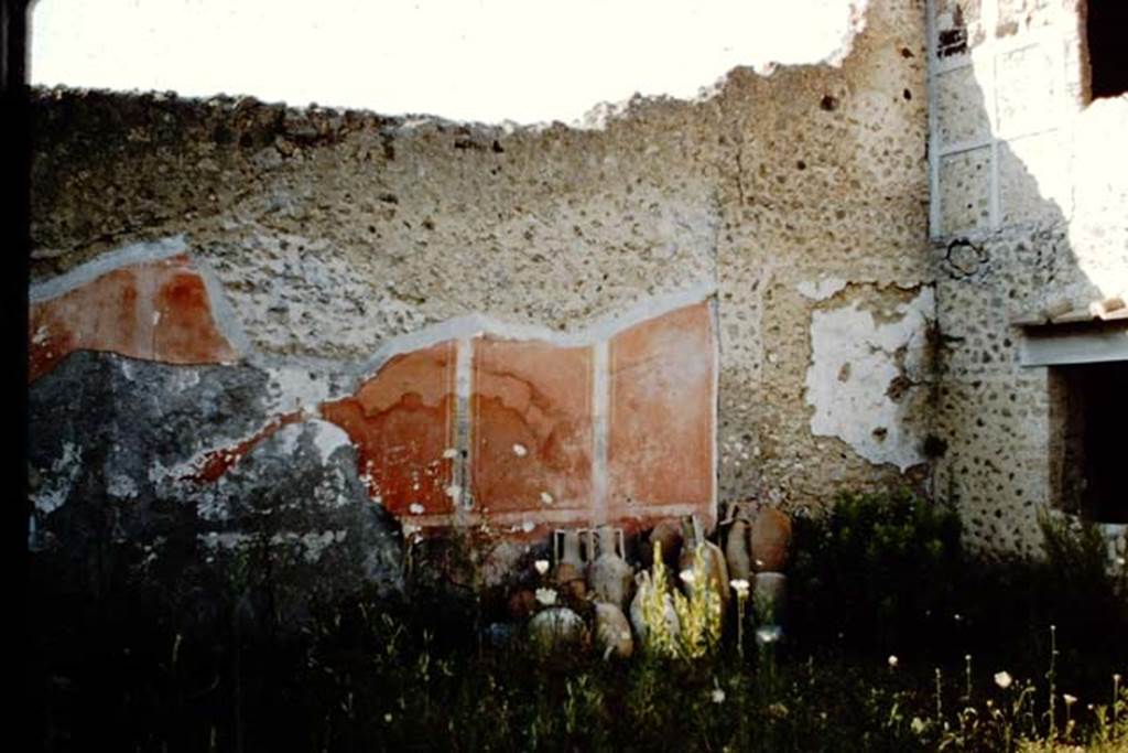 I.11.15 Pompeii. 1959. Room 10, looking towards north side of garden area. Photo by Stanley A. Jashemski.
Source: The Wilhelmina and Stanley A. Jashemski archive in the University of Maryland Library, Special Collections (See collection page) and made available under the Creative Commons Attribution-Non Commercial License v.4. See Licence and use details.
J59f0331
