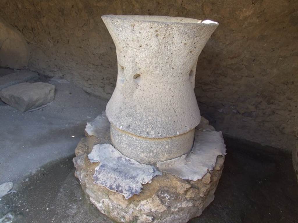 I.12.2 and I.12.1 Pompeii.  March 2009. Room 19.  Mill.