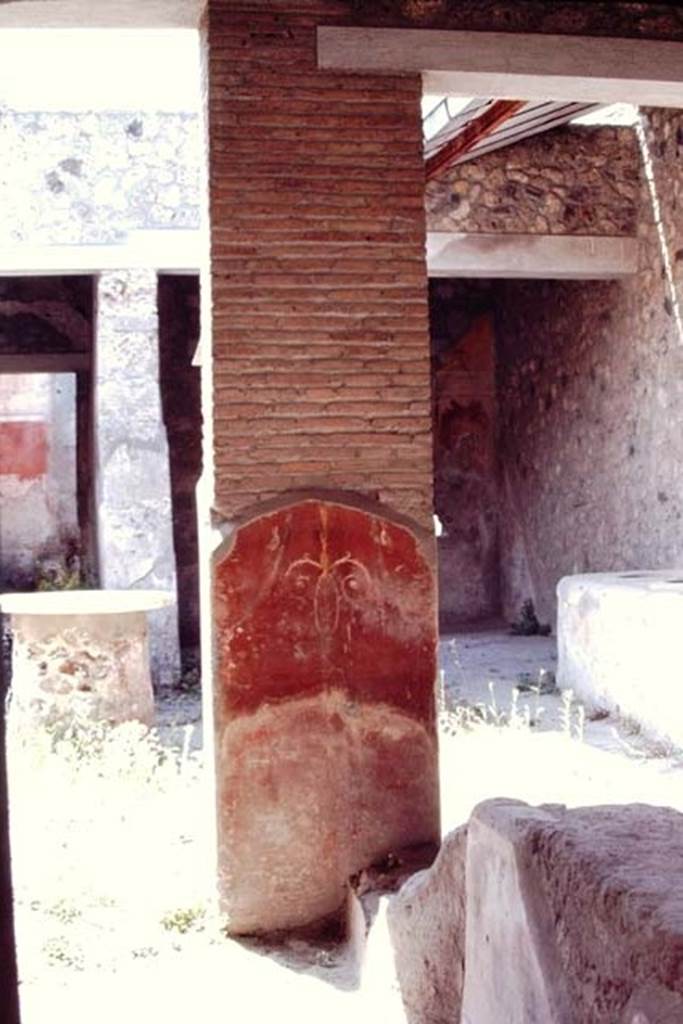 I.12.3 Pompeii, 1968. Room 1, looking south to painted pilaster. Photo by Stanley A. Jashemski.
Source: The Wilhelmina and Stanley A. Jashemski archive in the University of Maryland Library, Special Collections (See collection page) and made available under the Creative Commons Attribution-Non Commercial License v.4. See Licence and use details.
J68f0759