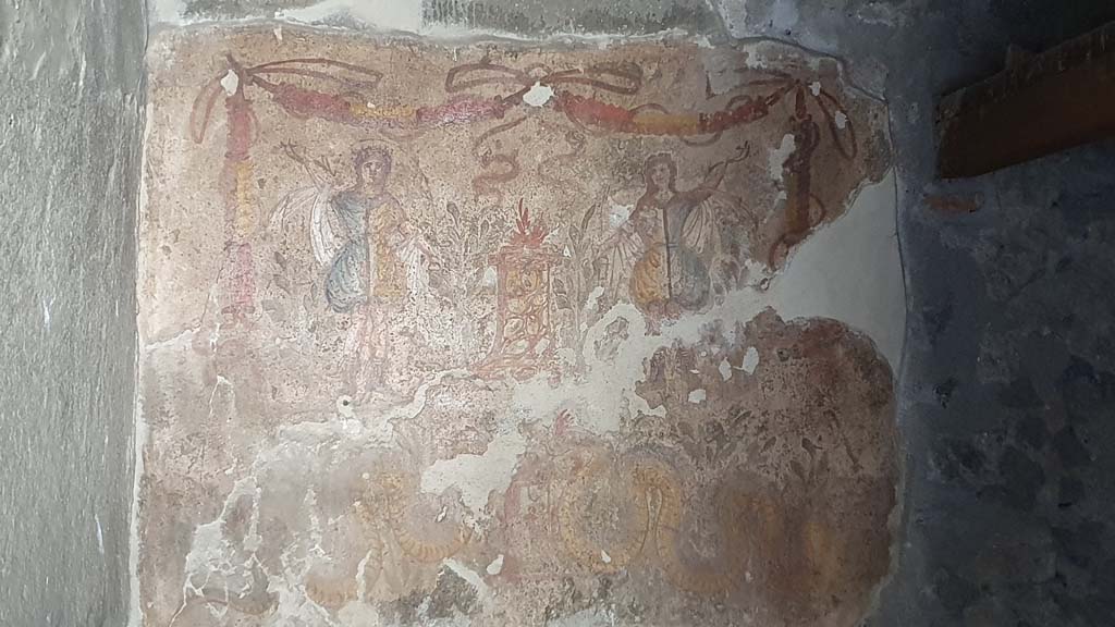 I.12.3 Pompeii. July 2021. Room 4, painted lararium on east wall in north-east corner of kitchen.
Foto Annette Haug, ERC Grant 681269 DÉCOR