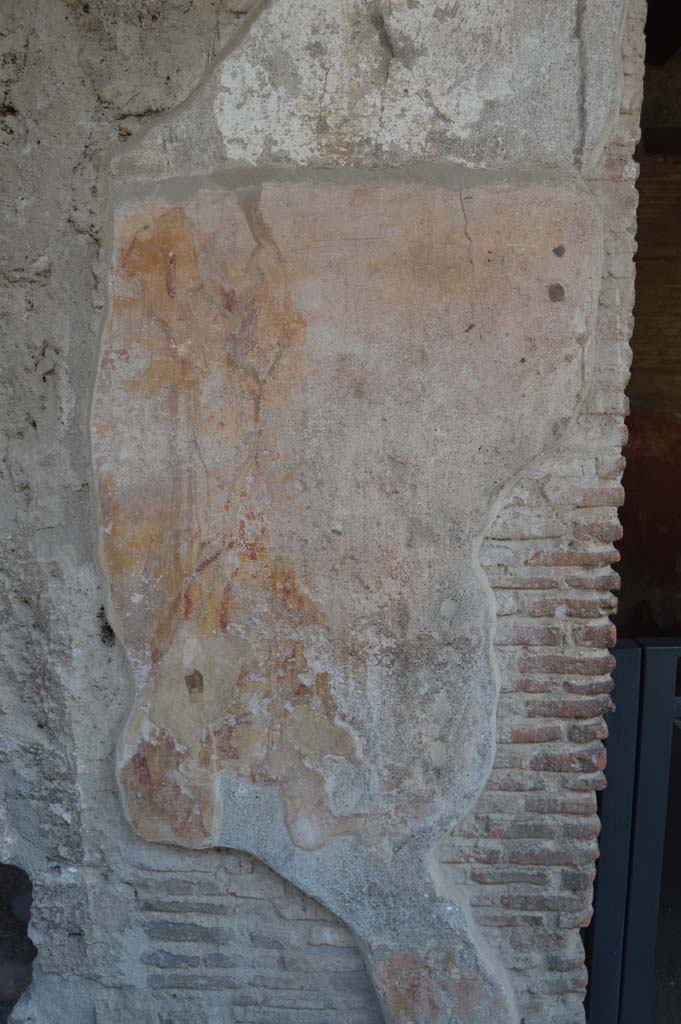 I.12.3 Pompeii. October 2017. 
Detail of remaining plaster on pilaster between doorways I.12.4 and I.12.3.
Foto Taylor Lauritsen, ERC Grant 681269 DÉCOR.
