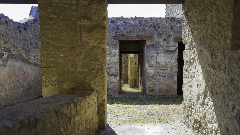 I.12.5 Pompeii. August 2021. Looking south to rear. Photo courtesy of Robert Hanson.