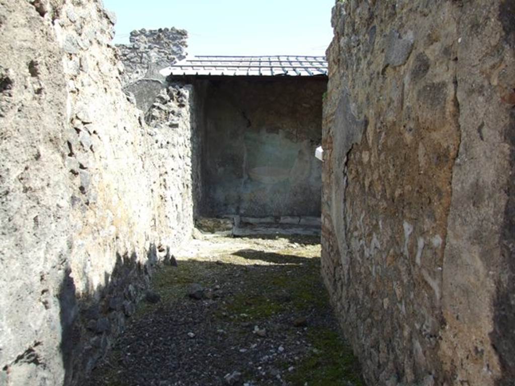 I.12.16 Pompeii. March 2009. Room 4. Corridor leading to garden area at rear.