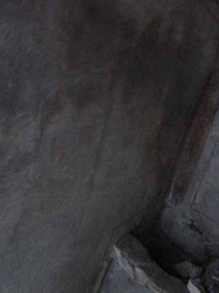 I.13.2 Pompeii. May 2010. West wall of small garden building.