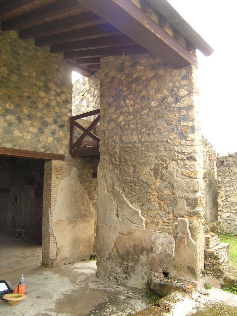 I.14.2 Pompeii. July 2008. Area L, area on east side of Garden M, looking towards south wall.
Photo courtesy of Guilhem Chapelin. 
