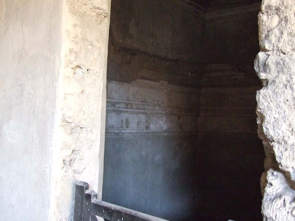 I.15.3 Pompeii. December 2006. 
Doorway to room 6, cubiculum in north-west corner. Looking towards west wall and north-west corner.
