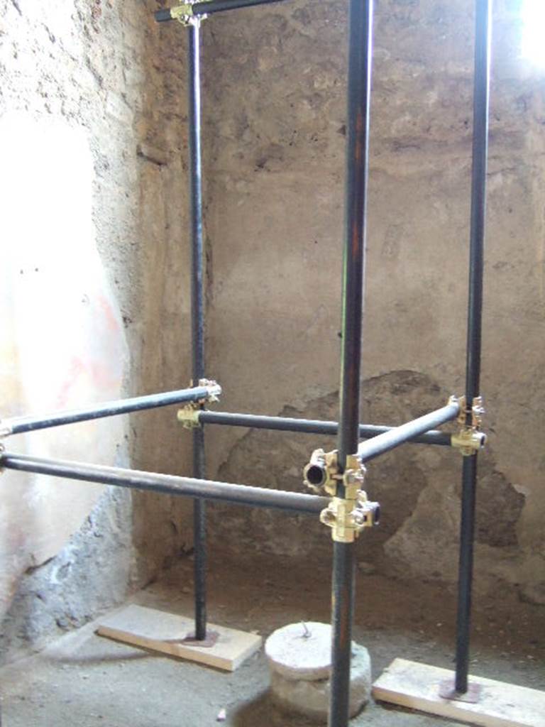 I.17.4 Pompeii.  May 2006. Cubiculum.
