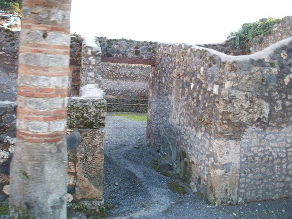 I.21.2 Pompeii. December 2004. Entrance.