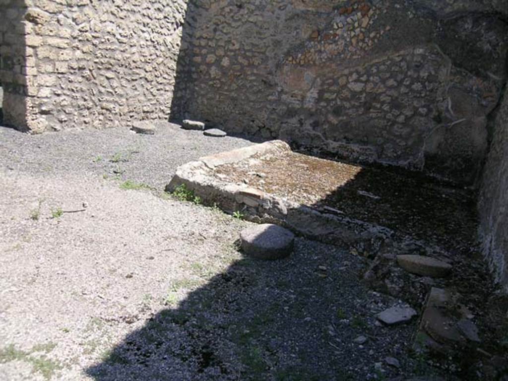 I.21.2 Pompeii. June 2005.
Photo courtesy of Nicolas Monteix.