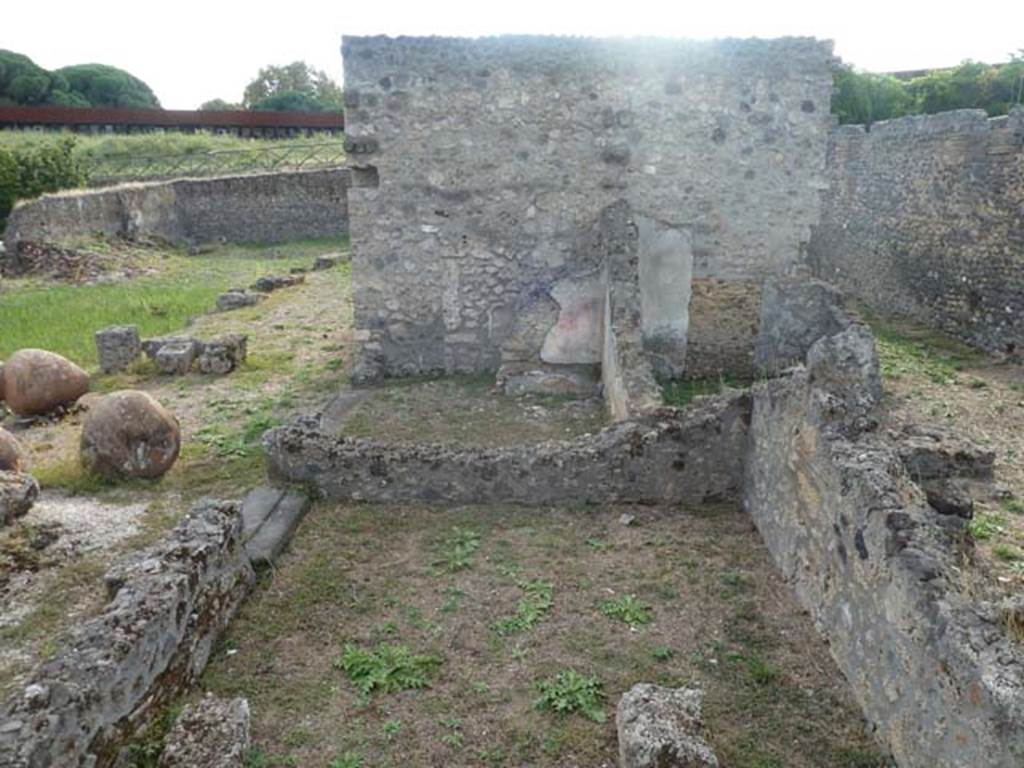 I.22.3 Pompeii. September 2015. Looking west