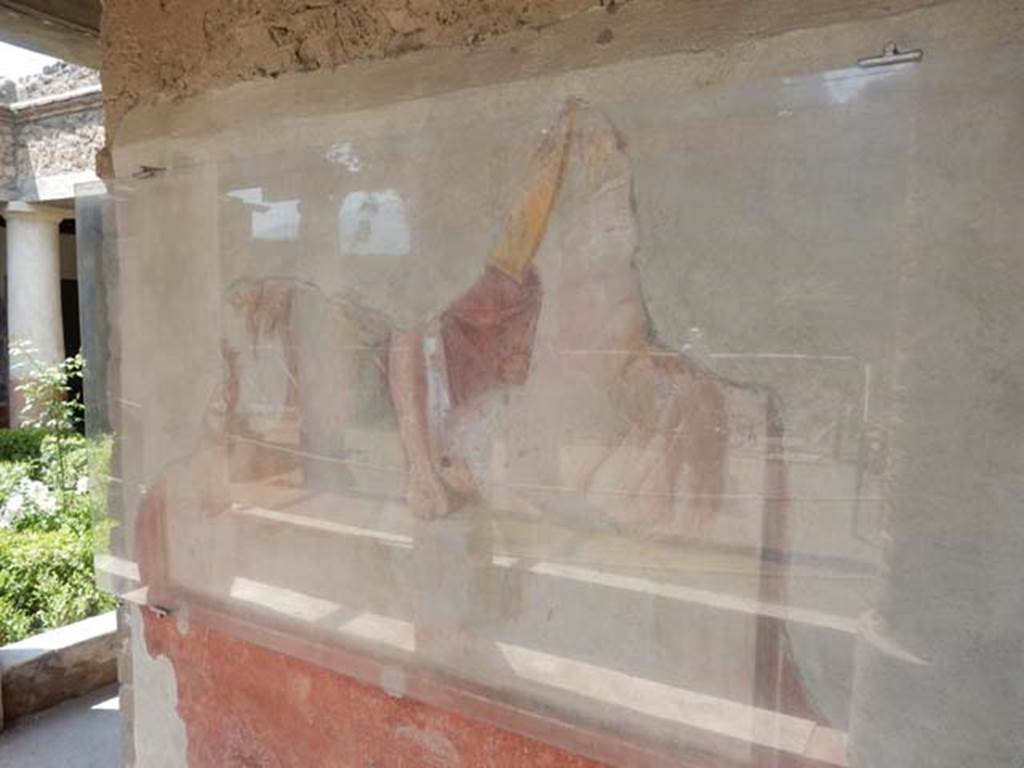 II.2.2 Pompeii. May 2016. Room “i”, remains of wall painting at west end of north wall of upper euripus. Photo courtesy of Buzz Ferebee.
