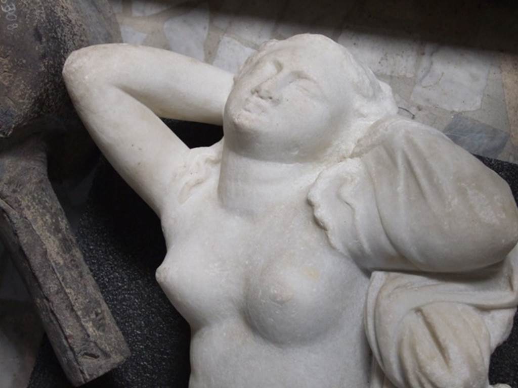 II.2.2 Pompeii. Room “l”, garden. 
Marble statue of Hermaphrodite found near the wall at the south end of the garden. 
SAP inventory number 3021.
