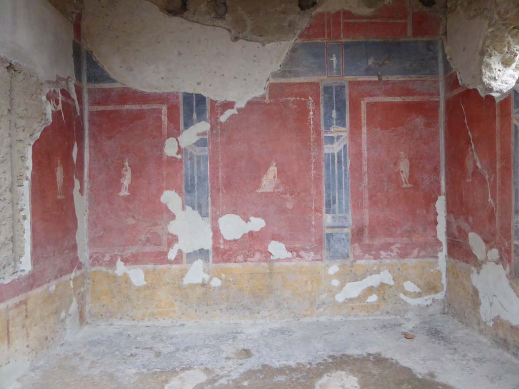 II.2.2 Pompeii. January 2017. Room “b”, looking west.  
Foto Annette Haug, ERC Grant 681269 DÉCOR.

