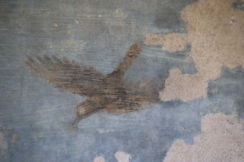 II.3.3 Pompeii. September 2017. Room 11, west panel of south wall of peristyle. Detail of wall painting of a bird in flight.
Photo courtesy of Klaus Heese.
