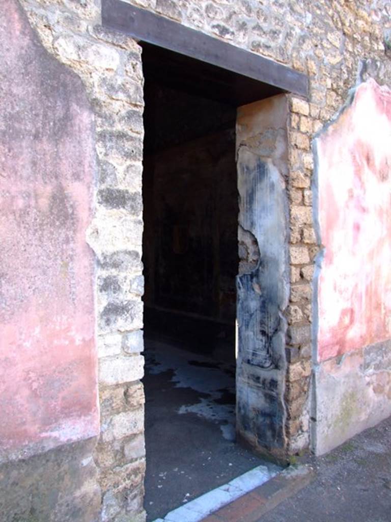 II.3.3 Pompeii.  March 2009.  Doorway to Room 6.
