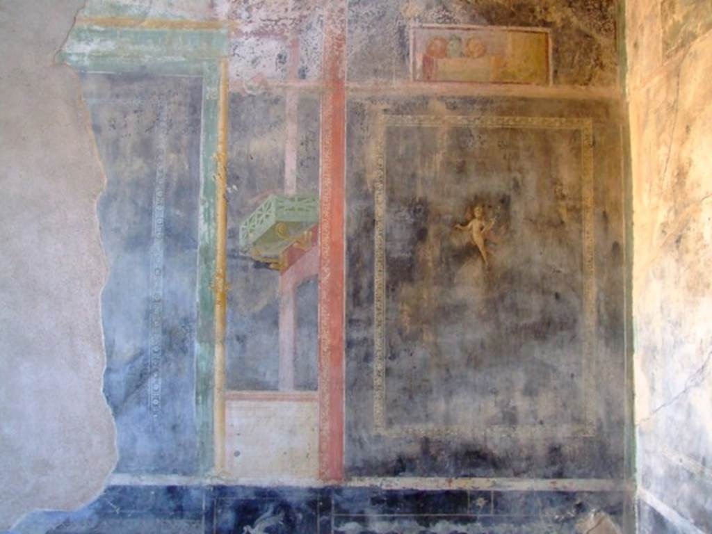 II.3.3 Pompeii.  December 2005.  Room 6.  Triclinium.  South wall.