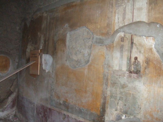 II.3.3 Pompeii. December 2005. Room 9, south wall of oecus. 
